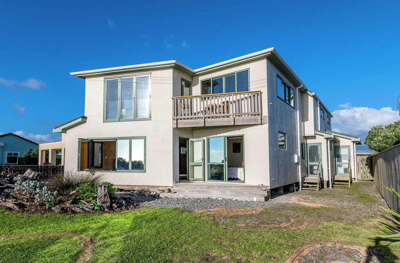 242 Marine Parade, Otaki Beach