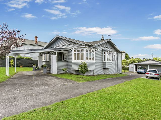 212 Carrington Road Mount Albert