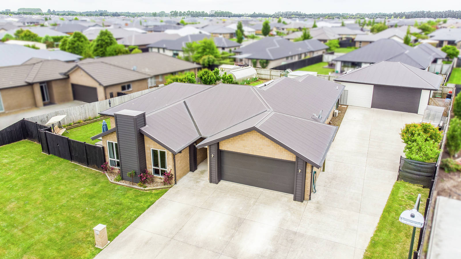 30 Beaumont Drive, Rolleston 5 Bed House For Sale