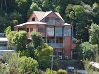 photo property thumbnail