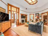 photo property thumbnail