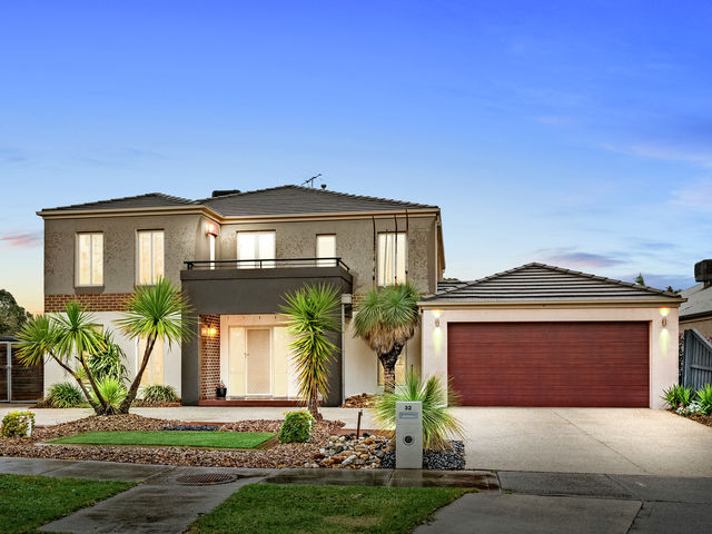 32 Wingspan Avenue South Morang