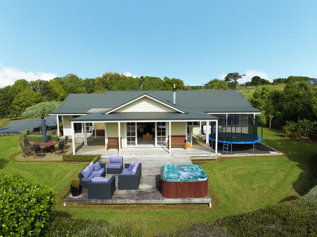 948 Awhitu Road Waiuku