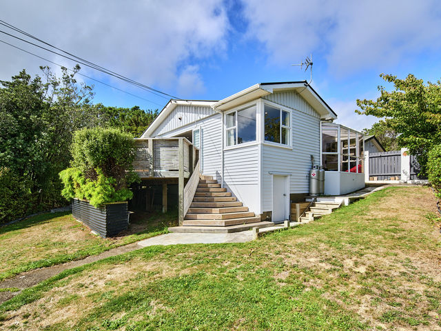 6 Mayfair Place Tawa