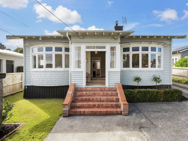 16 Hardley Avenue Three Kings