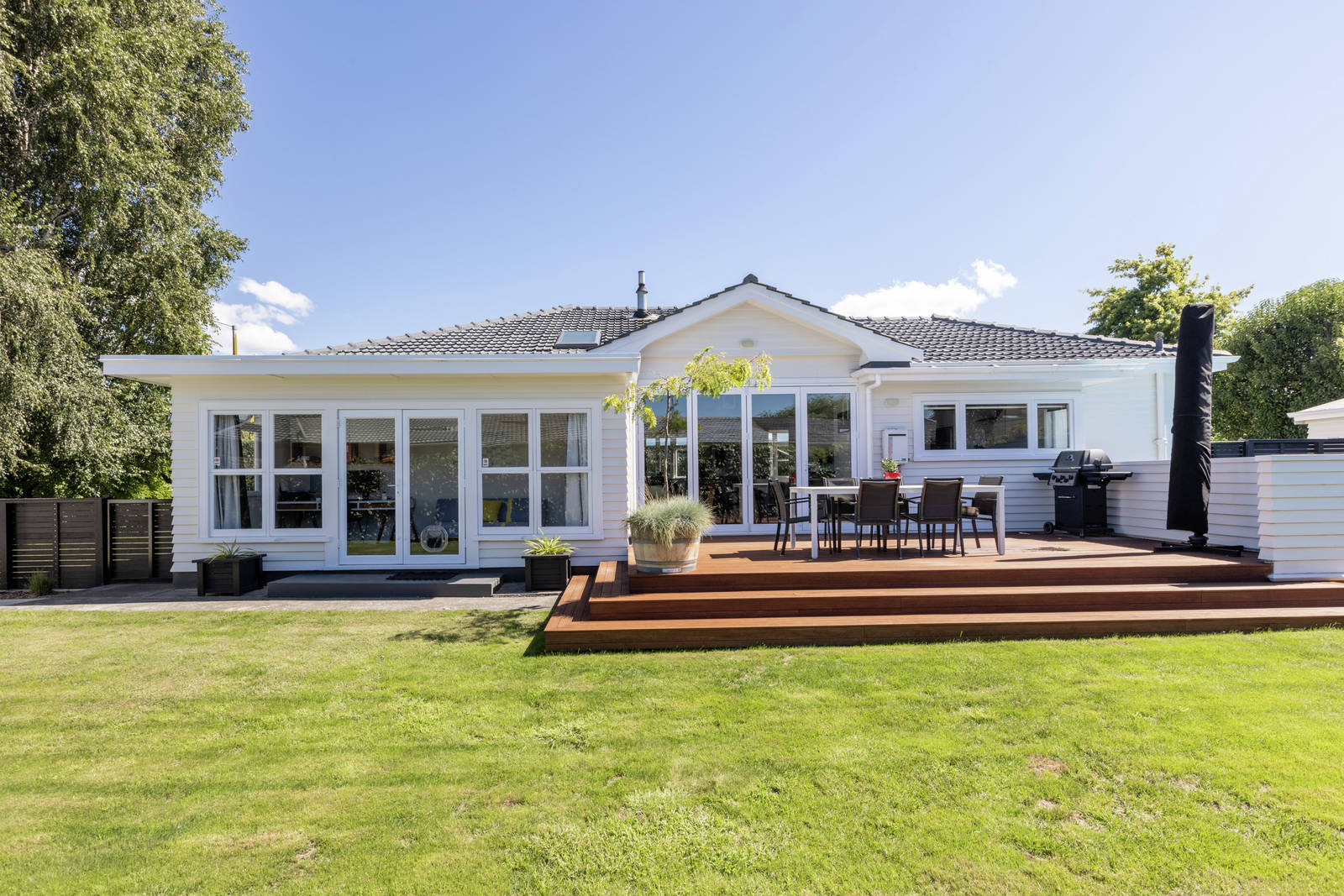 100 Frimley Avenue, Frimley, Hastings 3 Bed House Private Treaty