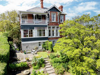 photo property thumbnail