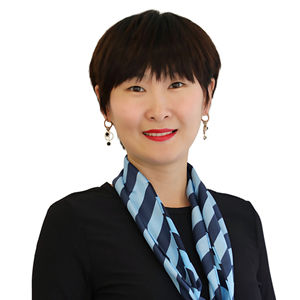 Photo of Julie  Liu