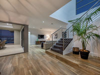 photo property thumbnail