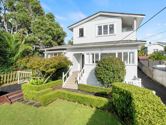 7 Mons Avenue Mount Roskill