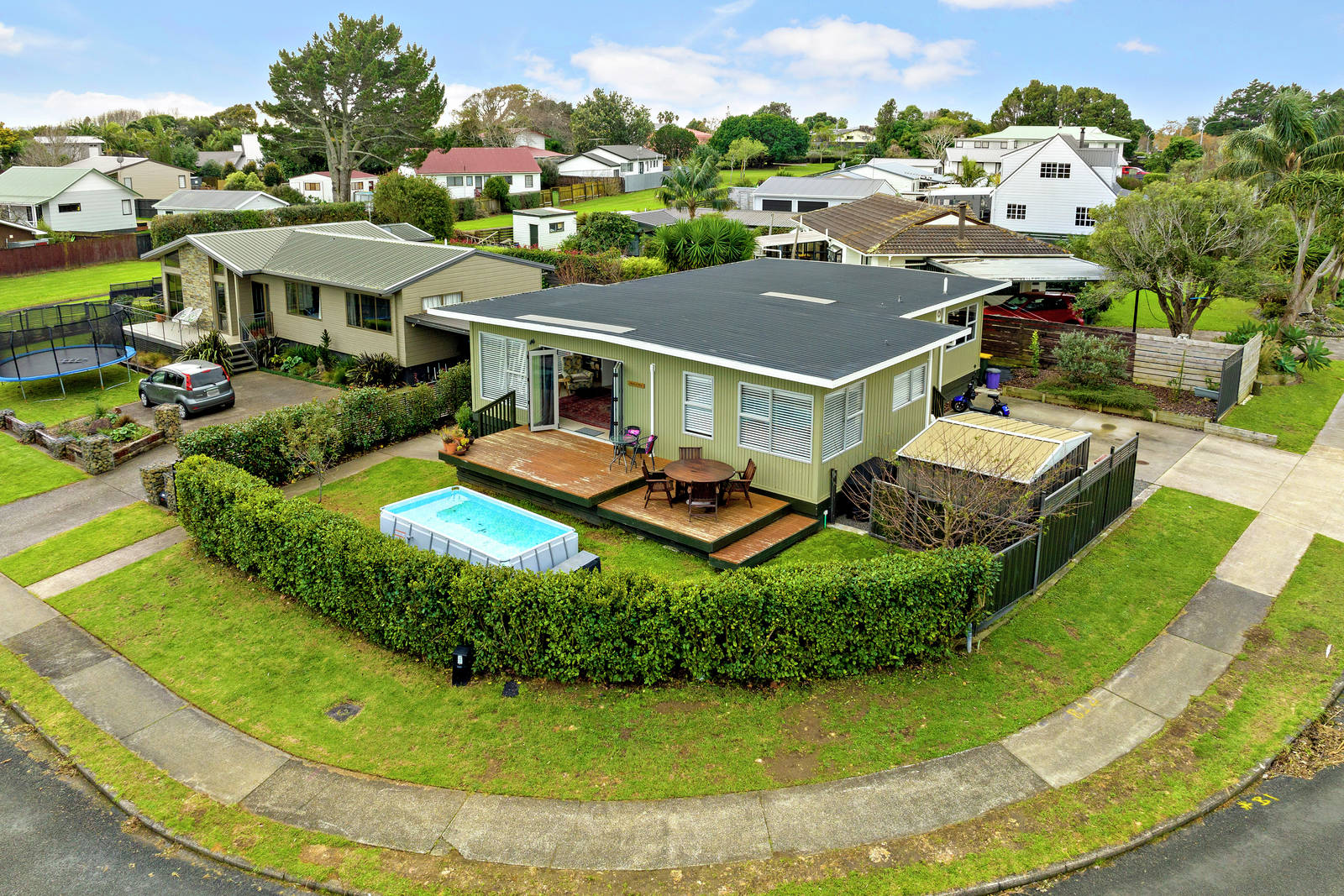 43 Stella Drive, Clarks Beach 3 Bed House Private Sale