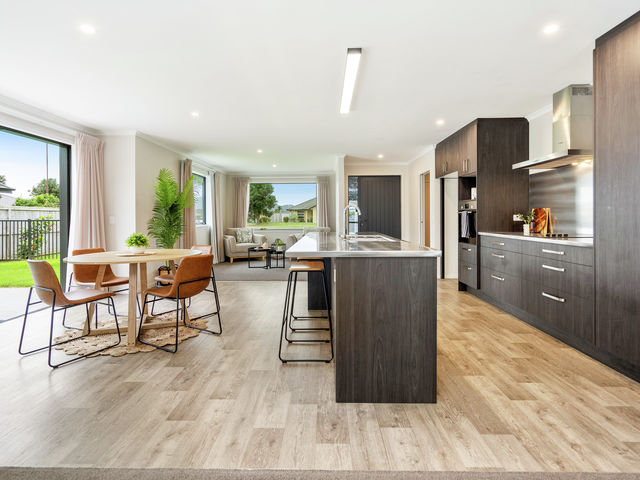 9 Sando Way One Tree Point
