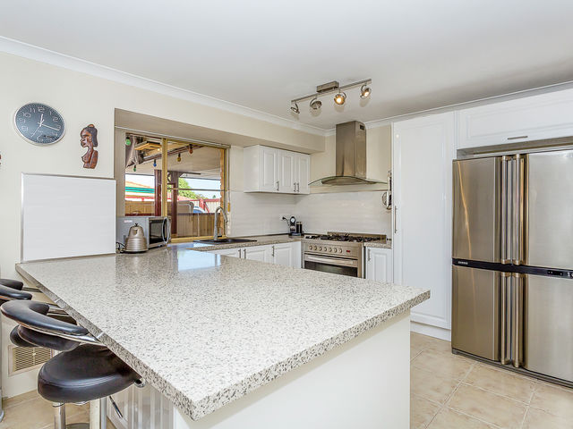 16 Karrawa Gardens  Port Kennedy