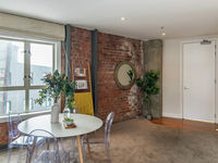 photo property thumbnail