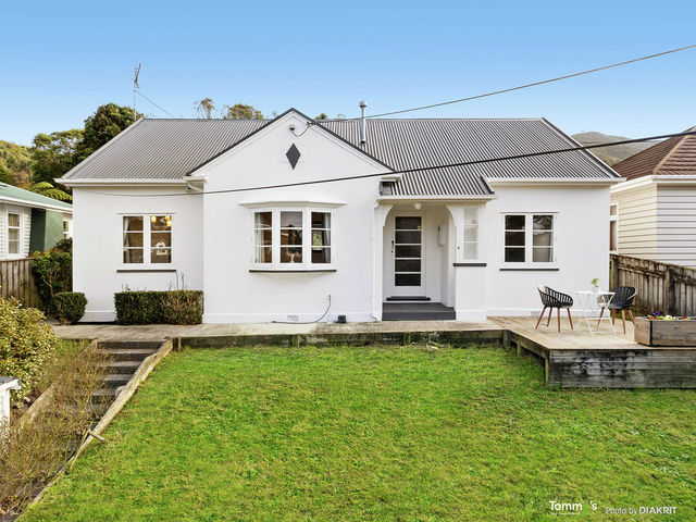 6 Hathaway Avenue Karori