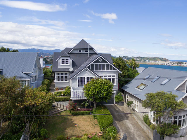 63 Waipapa Road Hataitai