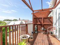 photo property thumbnail