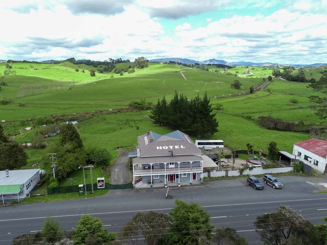 3827 State Highway 1 Towai