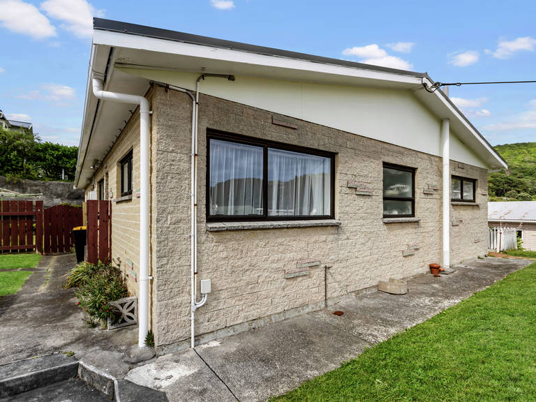 5/21 Dee Street Island Bay