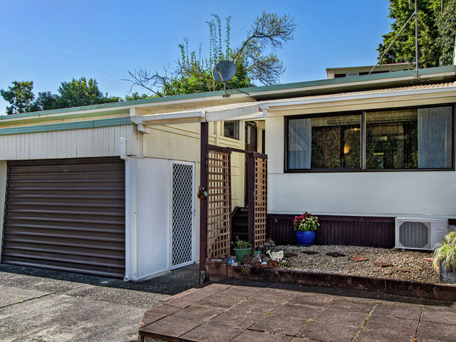 6/221 Maunu Road Horahora