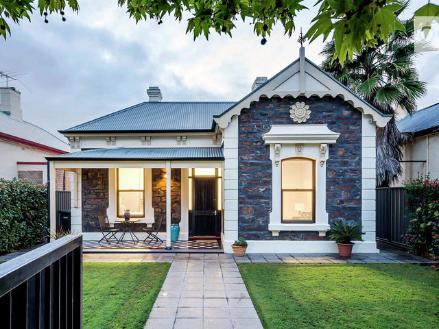 30 Second Avenue St Peters