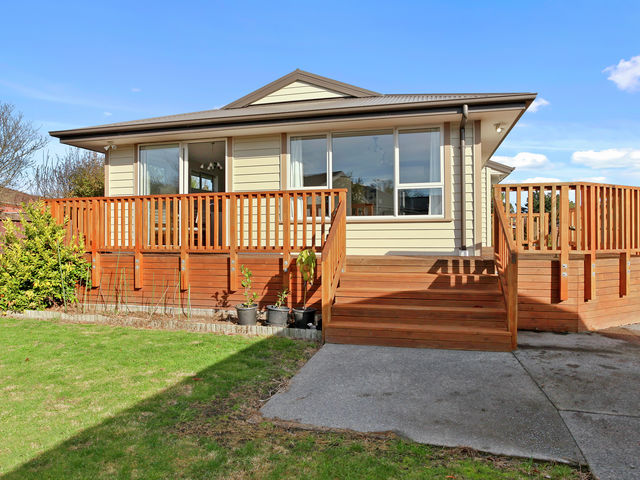 52 Cowes Street Avondale