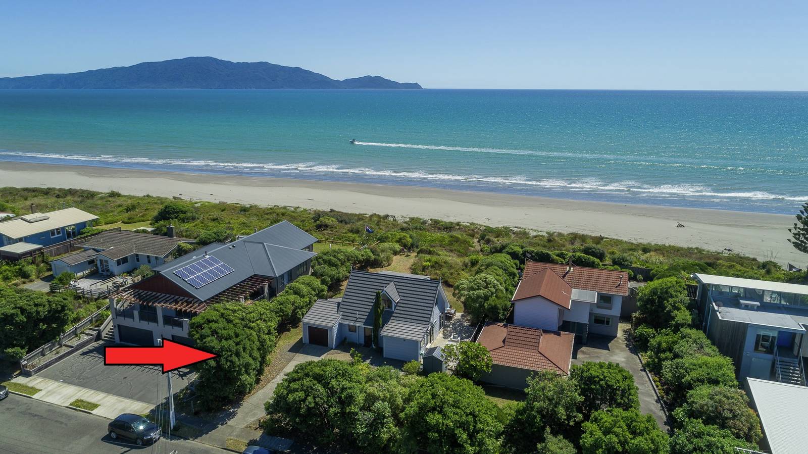 91 Field Way, Waikanae Beach 2 Bed House Private Treaty