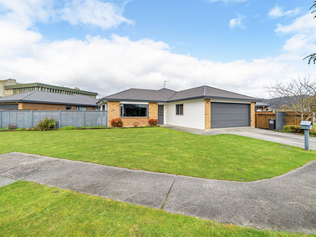 13 Talbot Grove Trentham