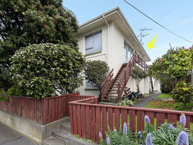3/154 Onepu Road Lyall Bay