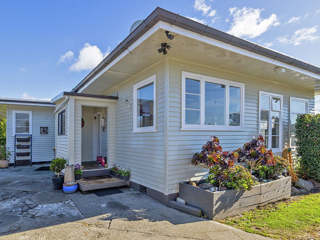 28 Oxford Street Martinborough