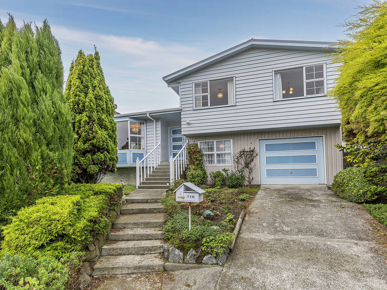 110 Gloaming Hill Titahi Bay