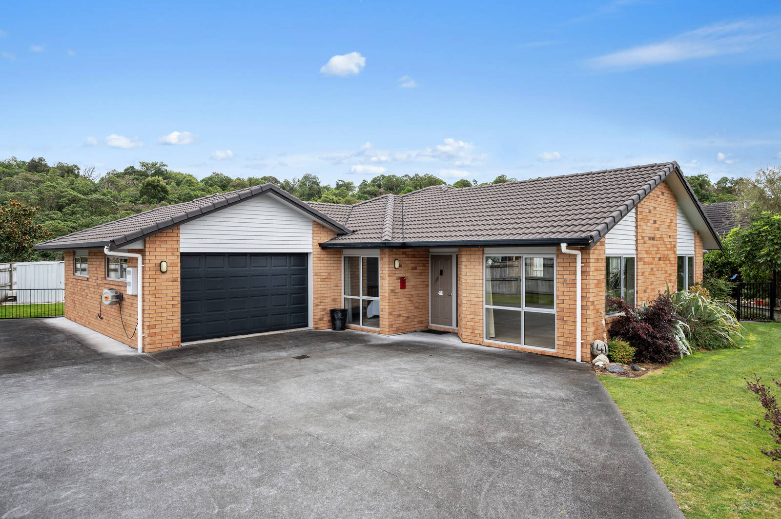 41 Pukeko Way, Kinloch, Taupo 3 Bed House Auction