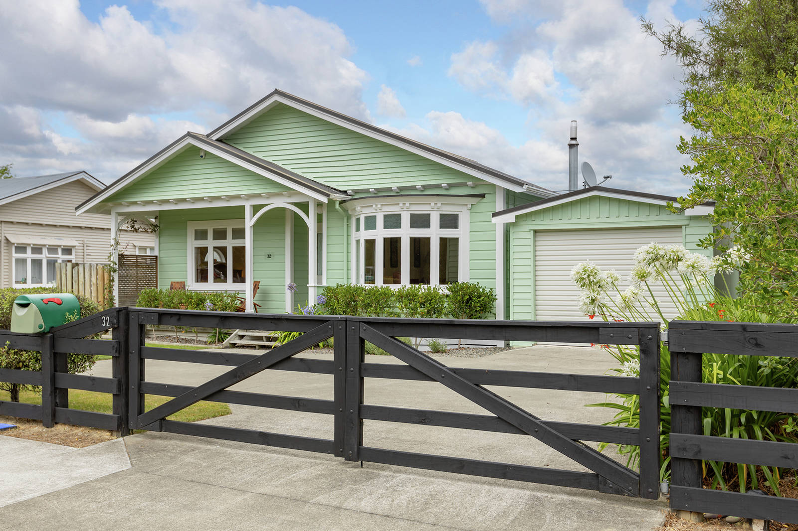 32 Esther Street, Martinborough 3 Bed House For Sale