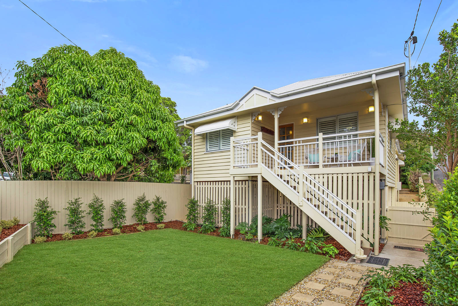 27 Morley Street, Toowong 5 Bed House Auction