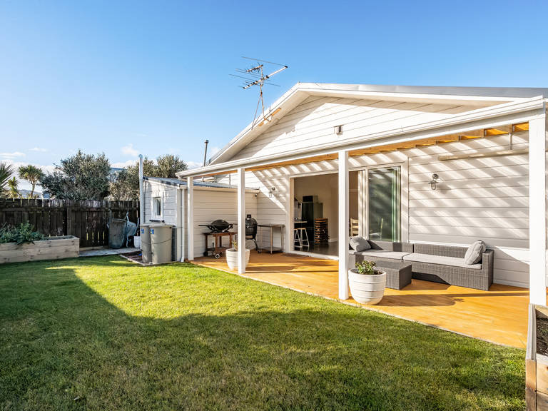 134 Onepu Road Lyall Bay