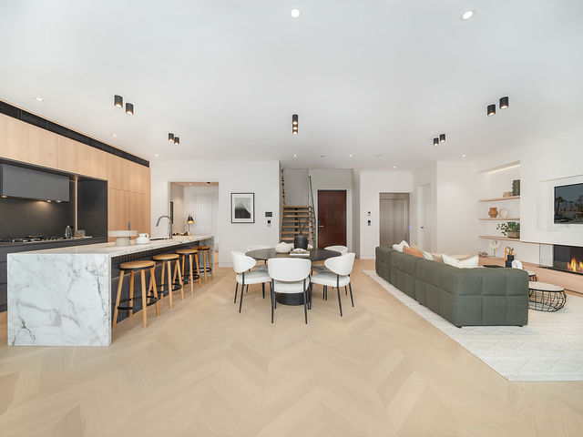 3/13  Reginald Street Mosman