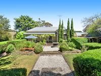 photo property thumbnail