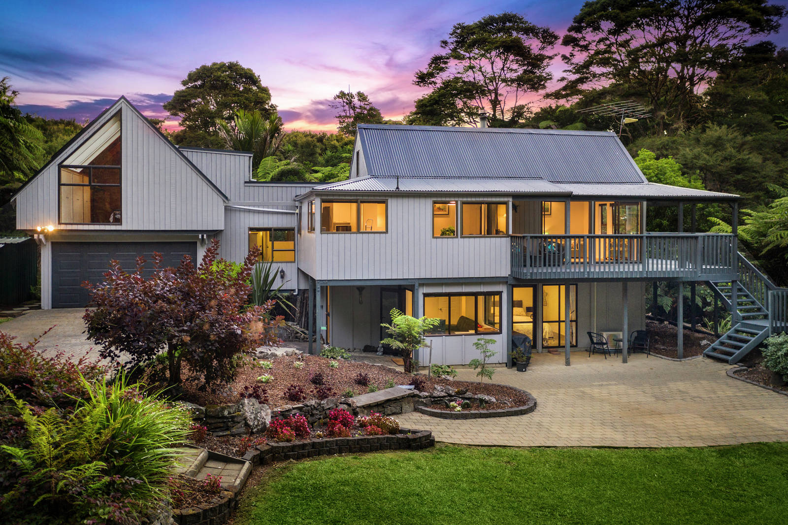 15 Cochran Road, Oratia 3 Bed House Private Sale