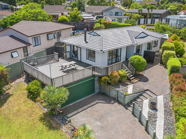8 Crail Court Totara Heights