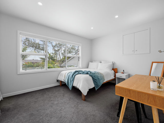 22 Sunnyhill Crescent Sunnyhills