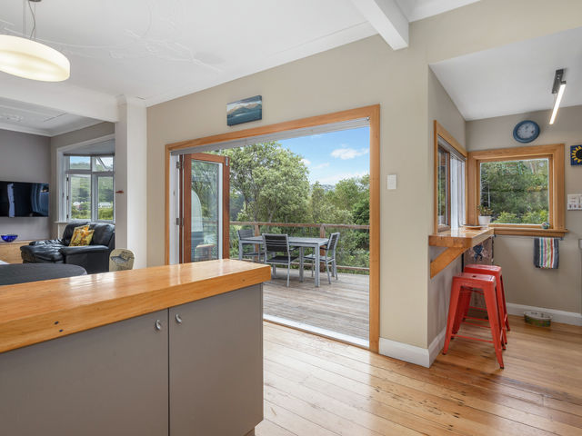 5 Jackson Street Island Bay