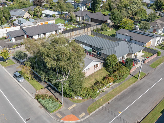 117 Mays Road St Albans