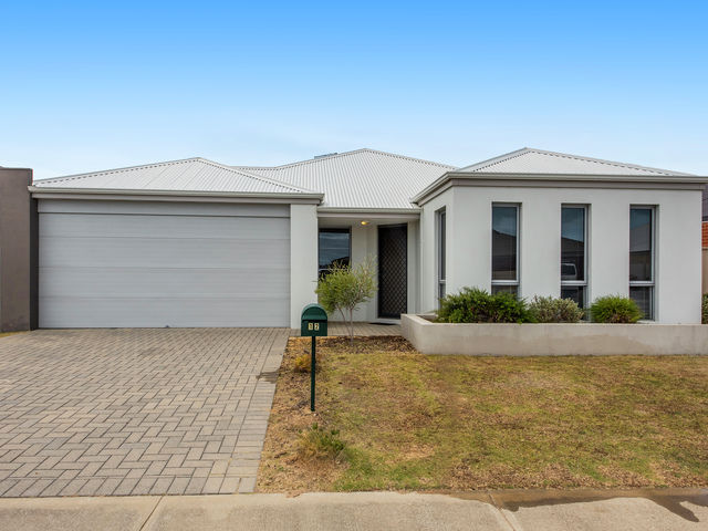 12 Pender Way Secret Harbour