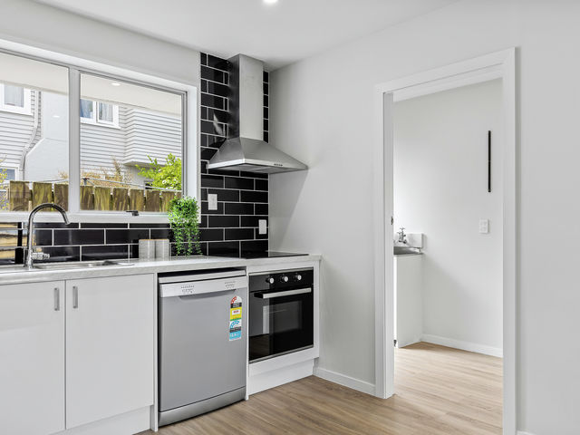 2/395 Gloucester Street Linwood