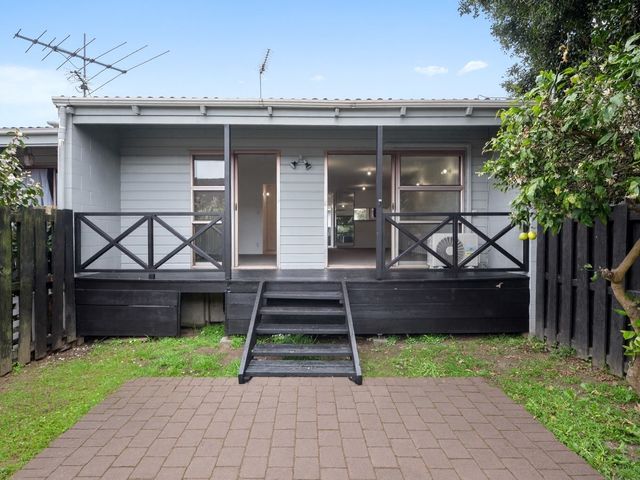 4/25A Vine Street Mangere East