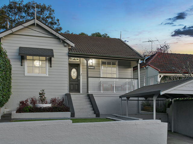 74 Western Crescent Gladesville