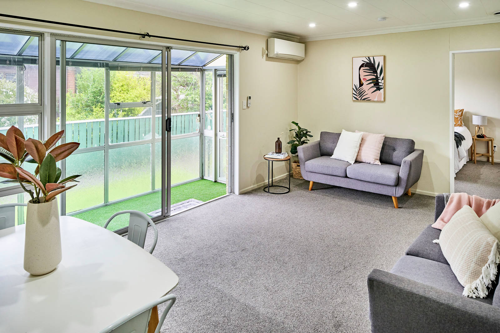 2/13 Linden Avenue, Tawa