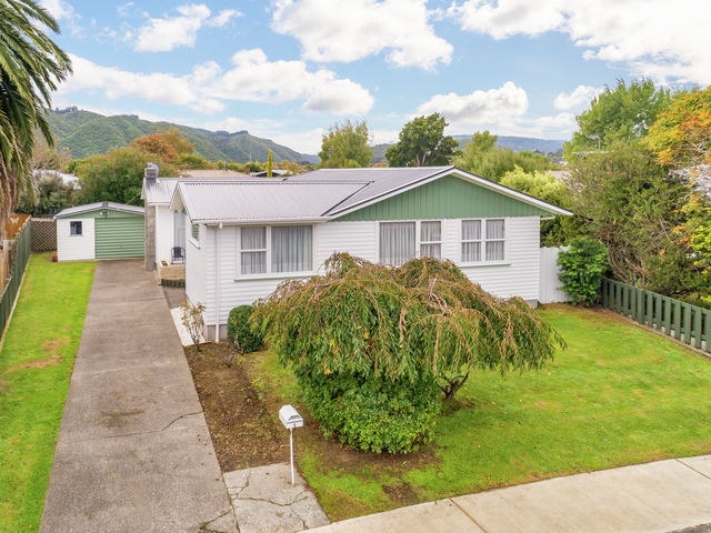 8 Snell Grove Clouston Park