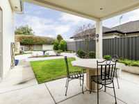 photo property thumbnail