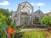 photo property thumbnail